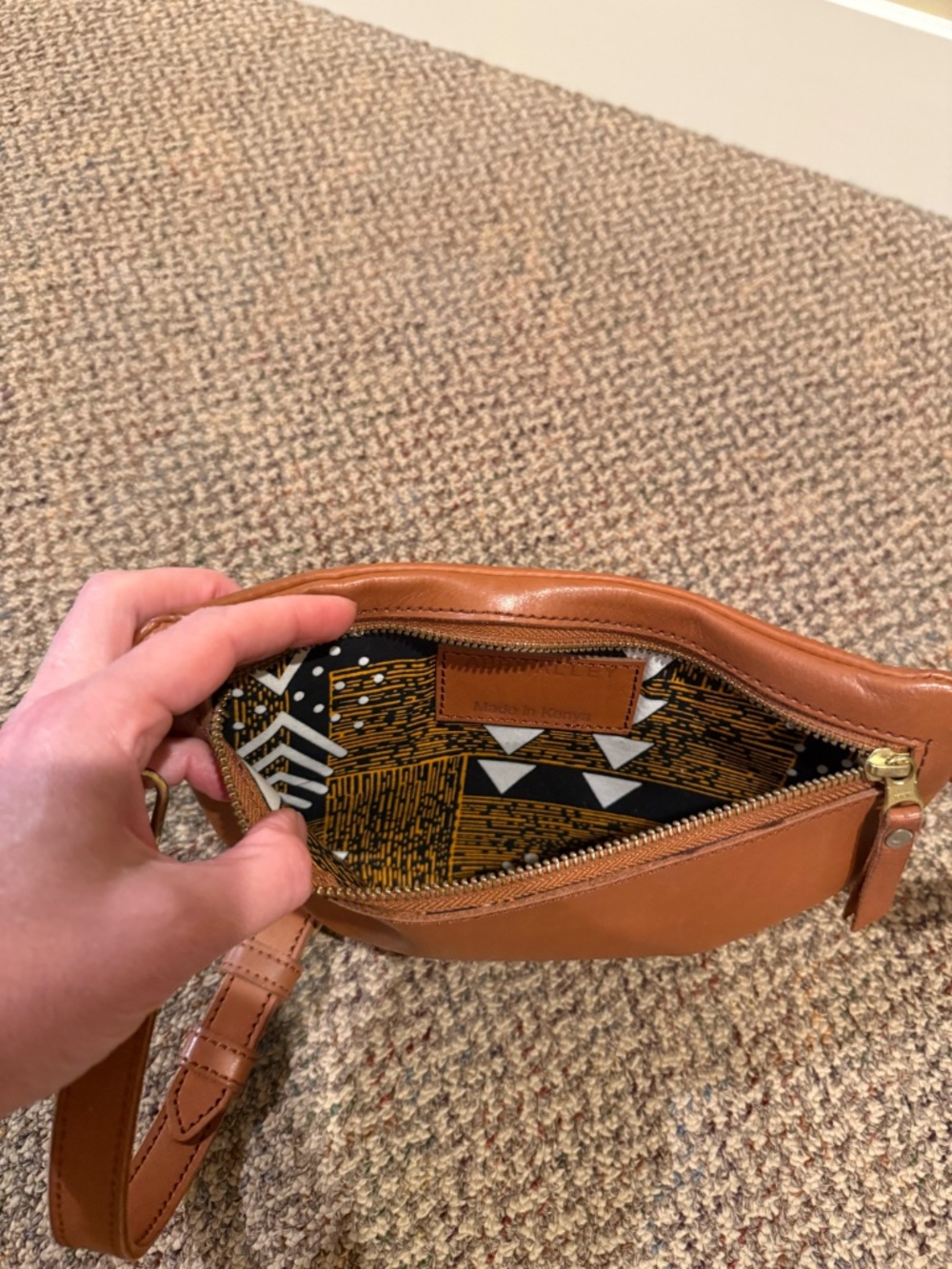 Abby Alley Leather Sling Bag, Chestnut - Picture 4 of 4